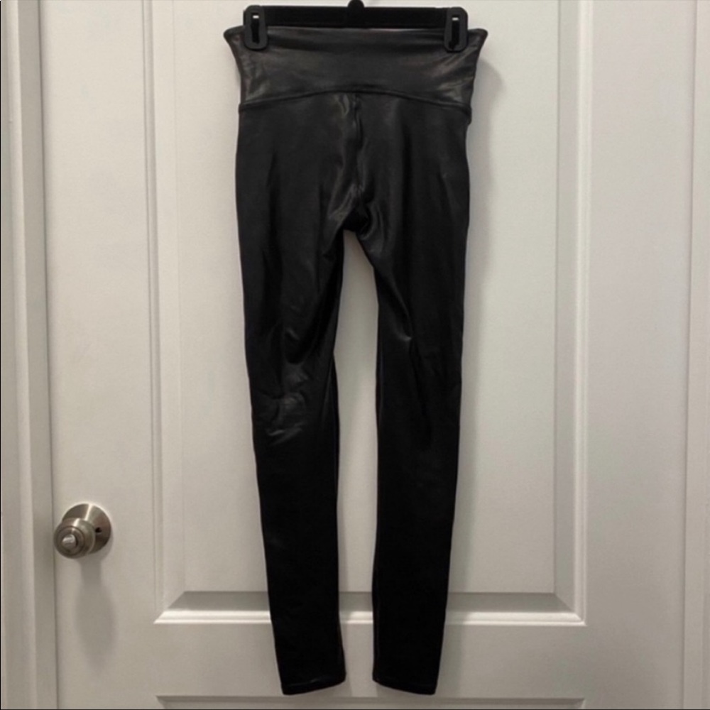 Spanx Faux Leather Leggings - Picture 6 of 6